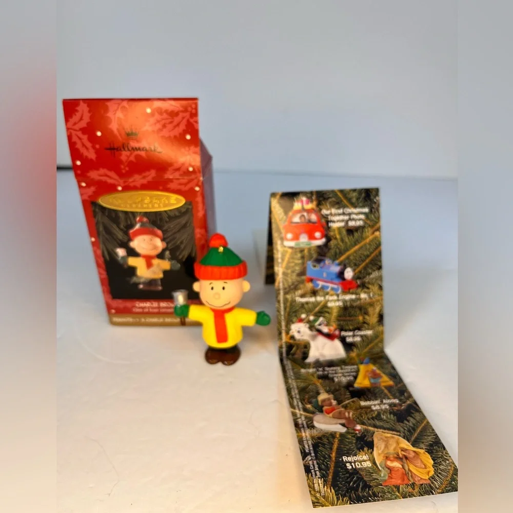 Hallmark Keepsake Peanuts Snoopy Joe Cool 1998 Charlie Lucy Christmas Ornaments.